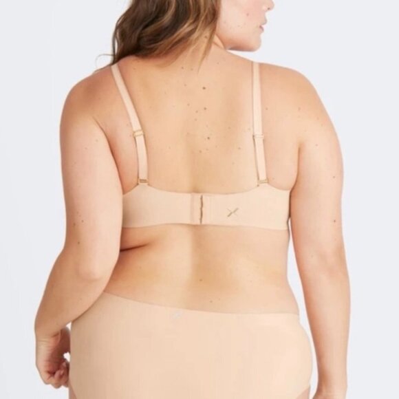KNIX WingWoman Contour Bra in Nude 2 - Picture 2 of 11